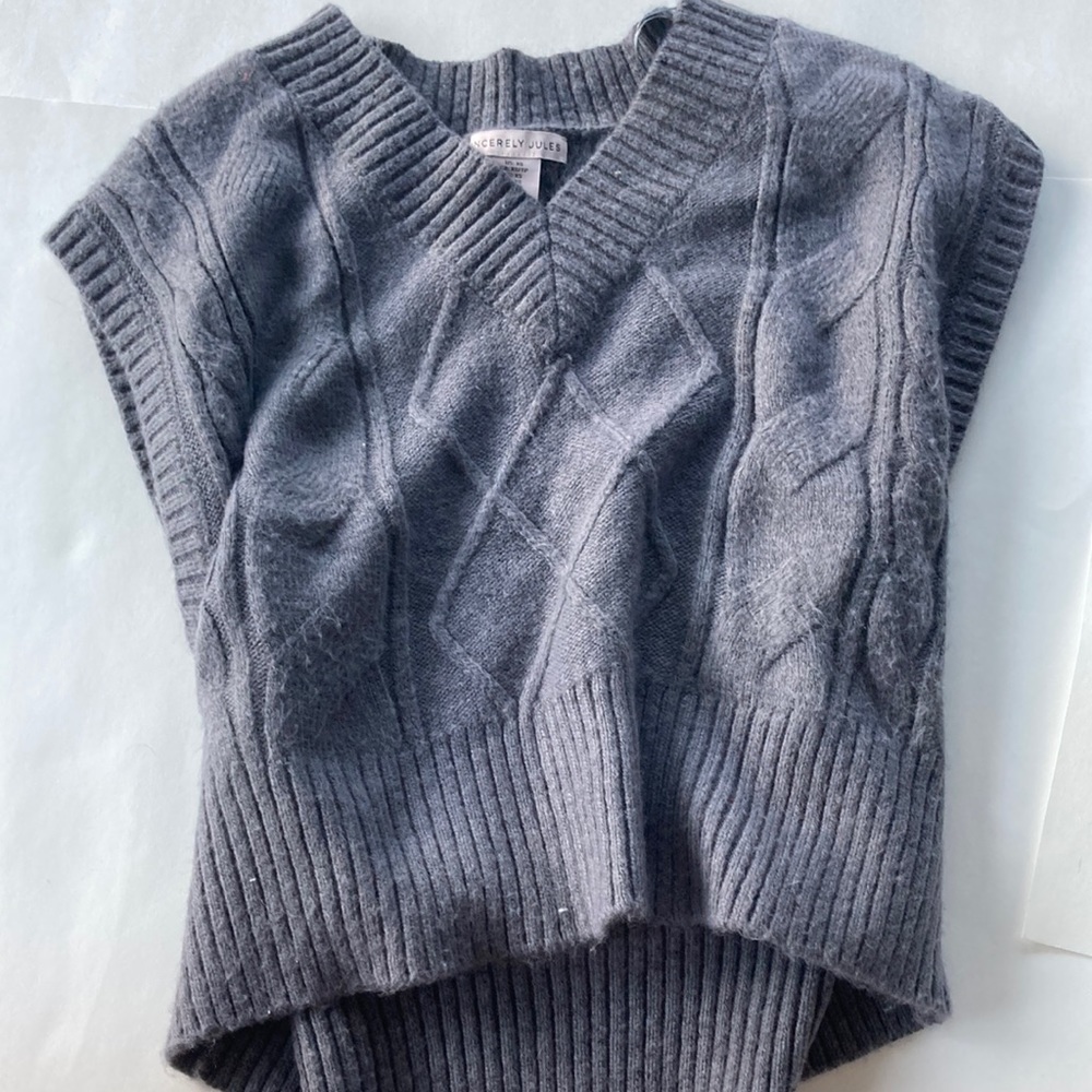 Sincerly Jules Grey Sweater Vest